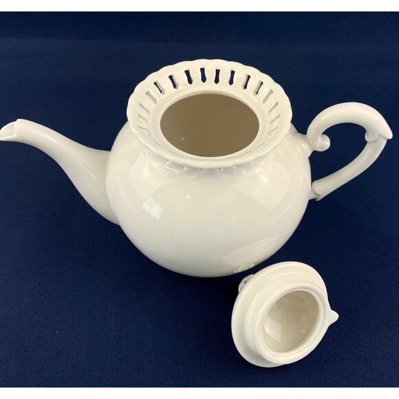 Gracie Coastline Imports Decorative China Teapot w Lid Cream Lattice Top - Picture 6 of 12